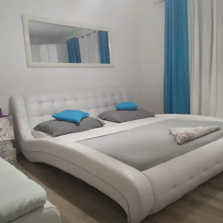 Cozy Dubravka * Makarska