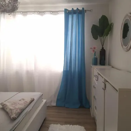 Cozy Dubravka Makarska