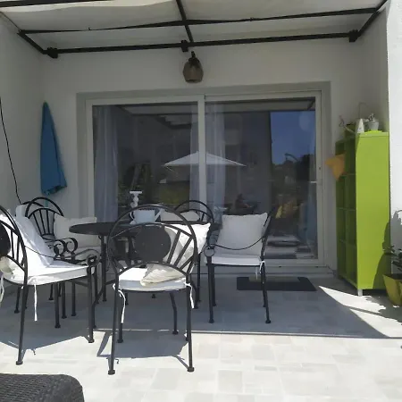 Cozy Dubravka Makarska